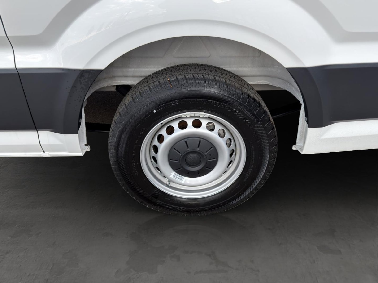 Volkswagen Crafter Kasten mittlerer Radstand – Bild 9