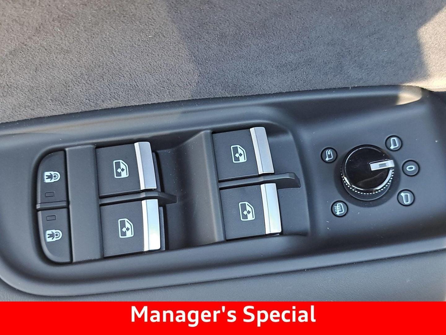 2026 Audi SQ8 Prestige - Photo 31