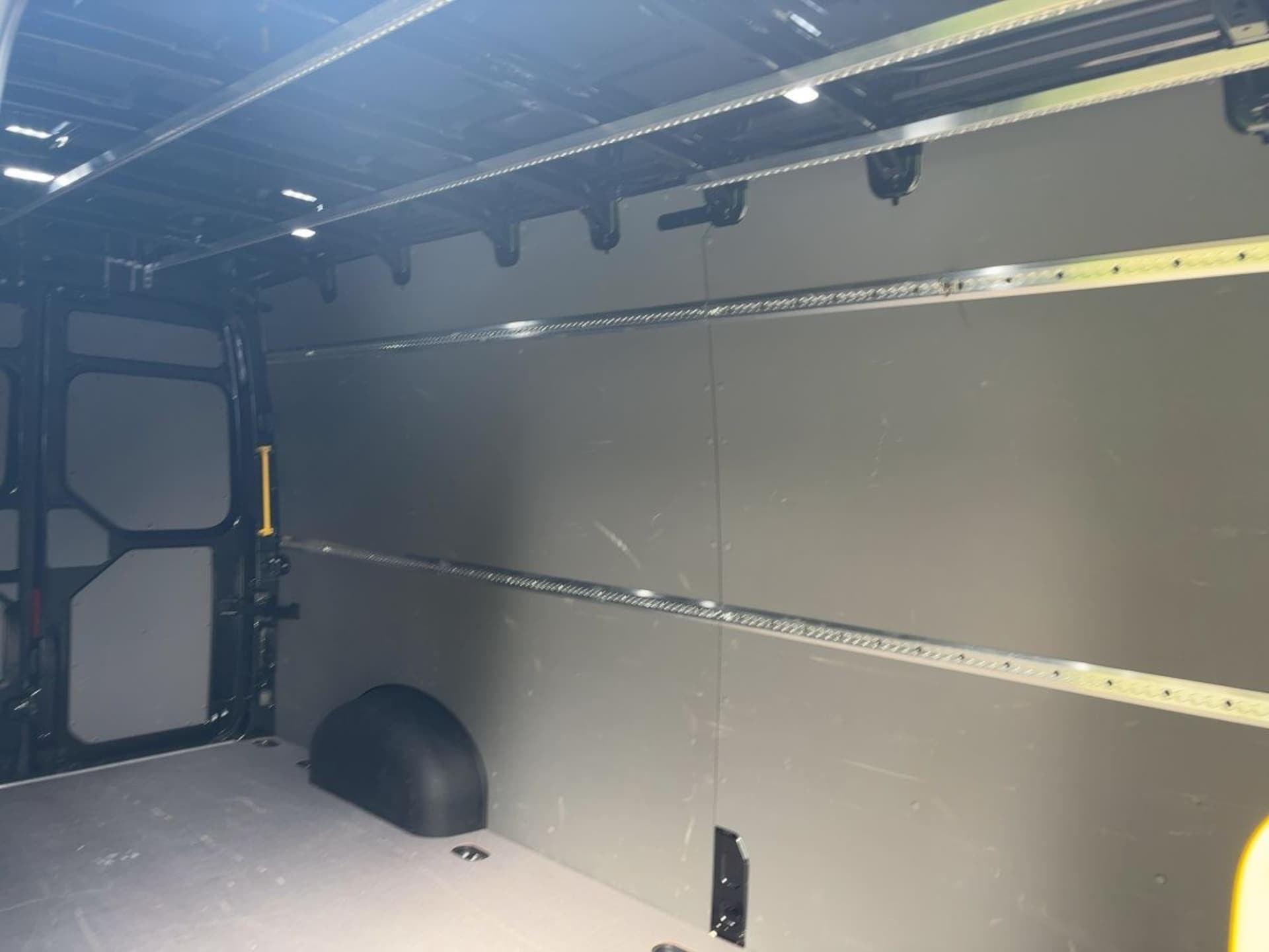 Volkswagen Crafter Kasten langer Radstand