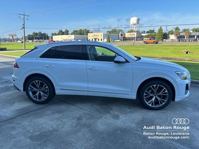 2026 Audi Q8