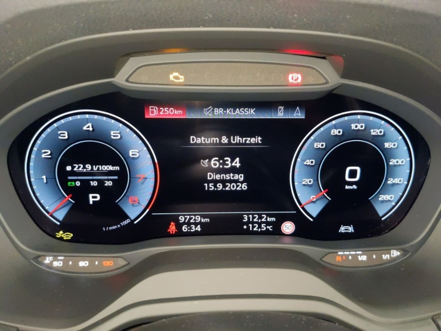 Bild über Audi Q2 advanced 35 TFSI 110(150) kW(PS) S tronic - für weitere Informationen kontaktieren Sie den Audi Partner
