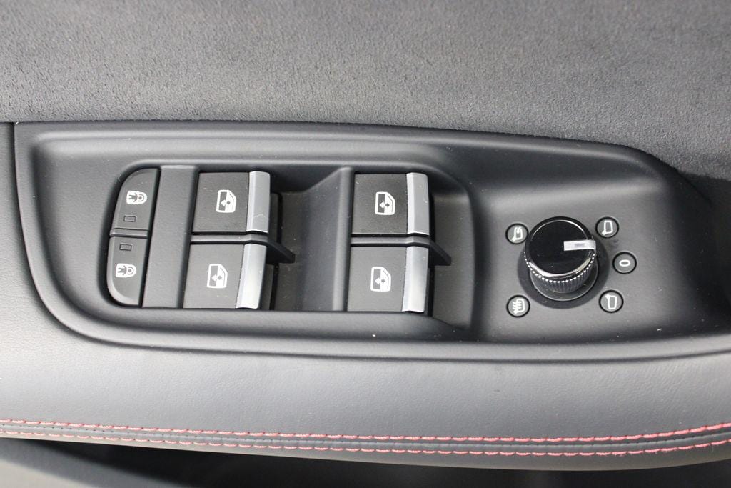 2023 Audi RS Q8 Base - Photo 19