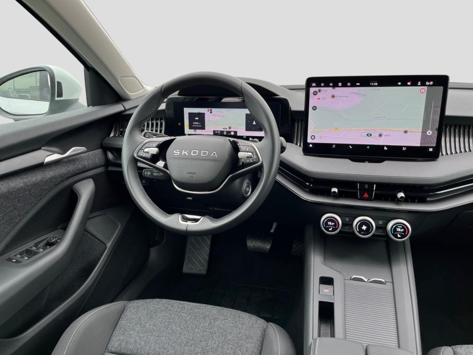 Škoda Superb Combi – Bild 5