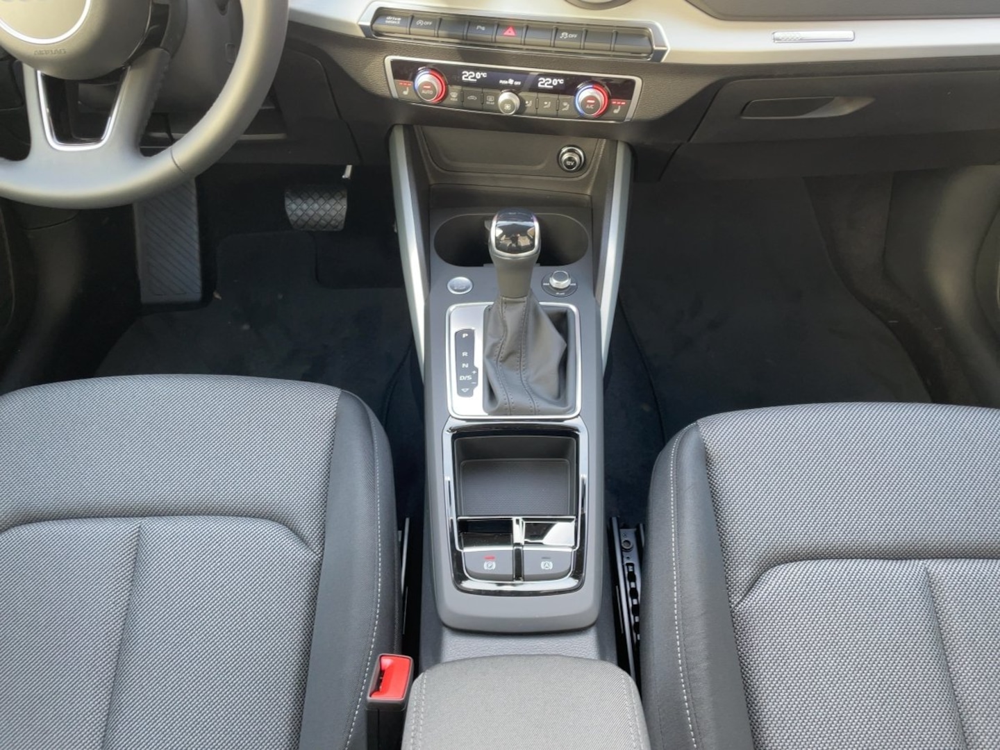 Bild über Audi Q2 S line 35 TFSI S tronic - für weitere Informationen kontaktieren Sie den Audi Partner