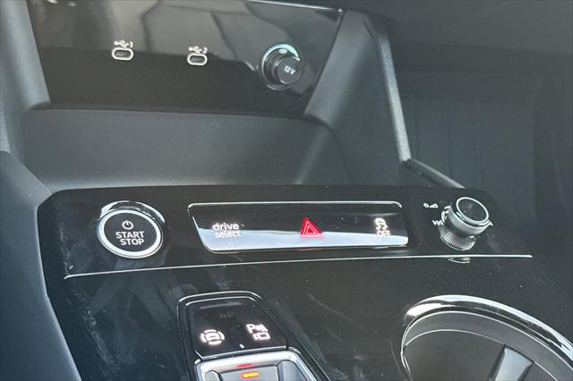 2025 Audi Q6 e-tron Premium - Photo 20