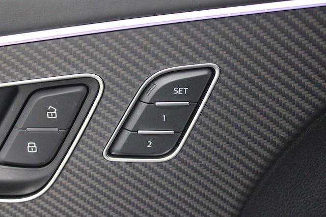 2023 Audi RS Q8 Base - Photo 20