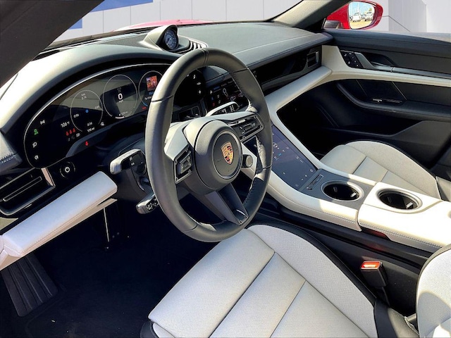2025 Porsche Taycan