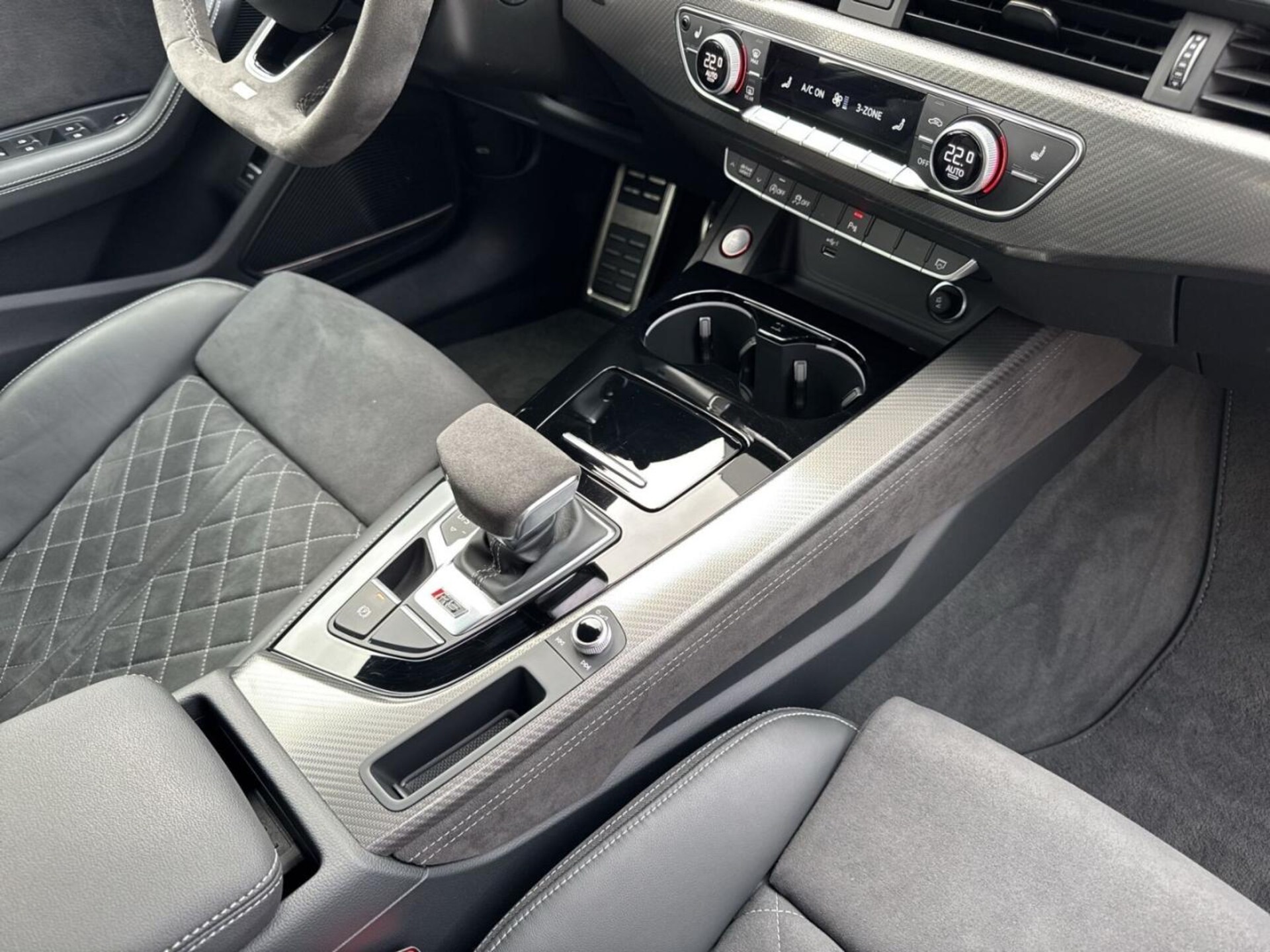 Audi RS 4 Avant