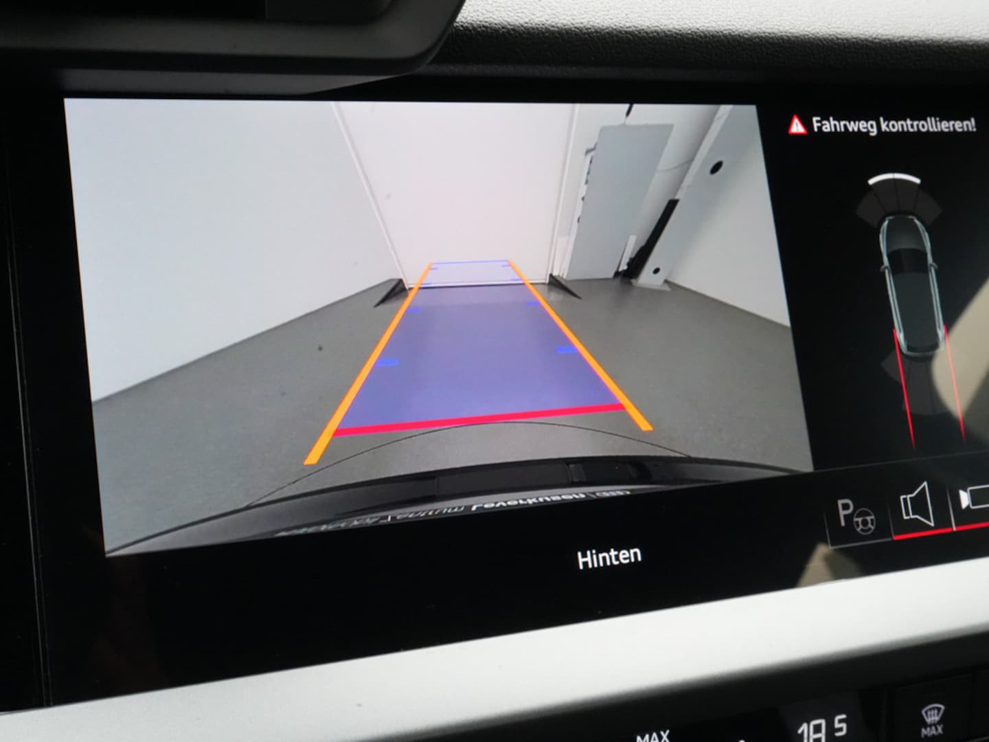Bild über Audi A3 Sportback TDI S tronic - für weitere Informationen kontaktieren Sie den Audi Partner