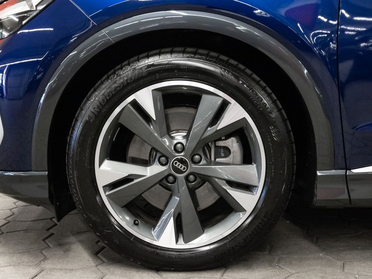 Bild über Audi Q4 Sportback e-tron 40 e-tron - für weitere Informationen kontaktieren Sie den Audi Partner