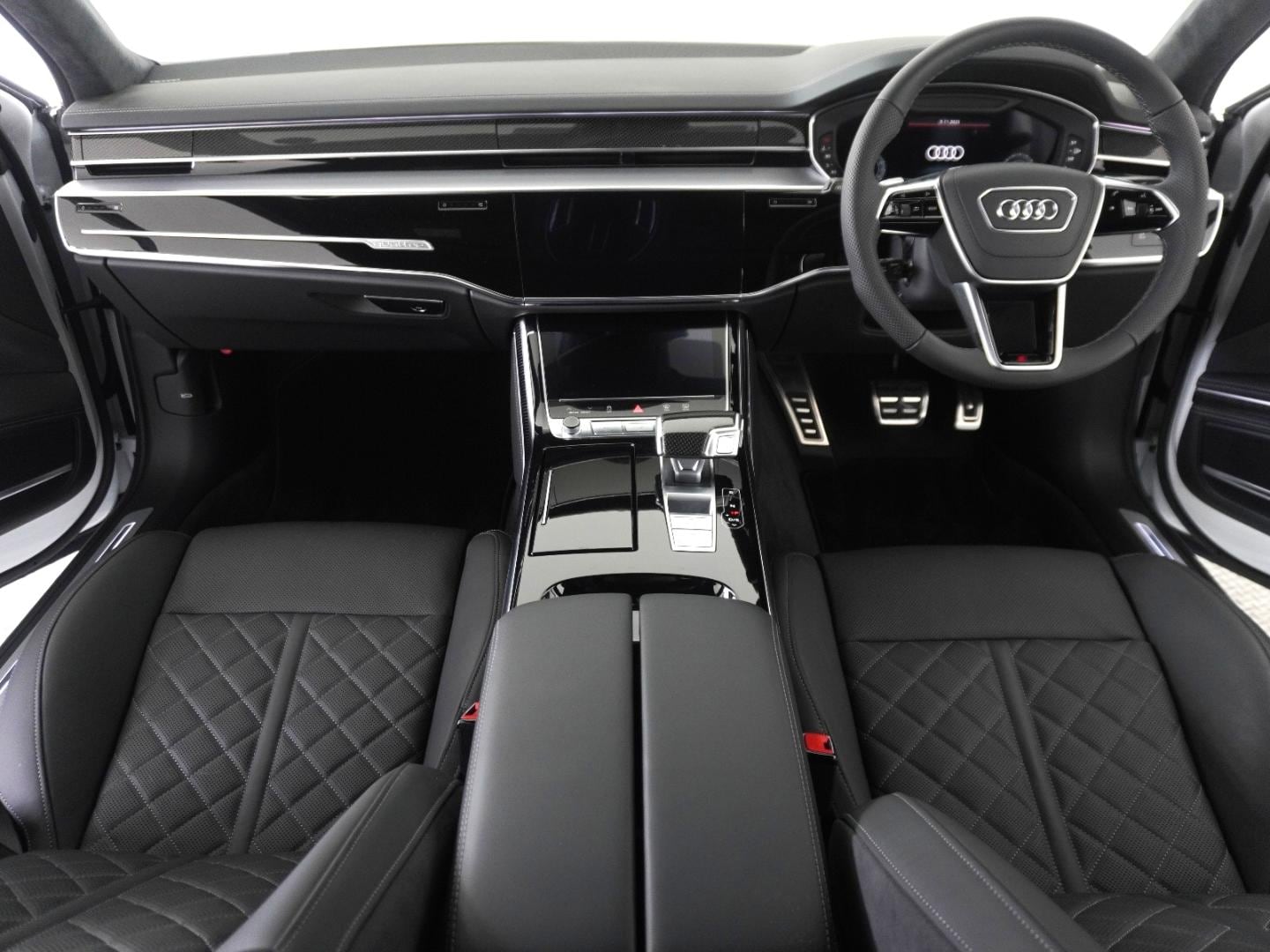 Audi S8 S8 TFSI 420(571) kW(PS) tiptronic for more details contact your dealer
