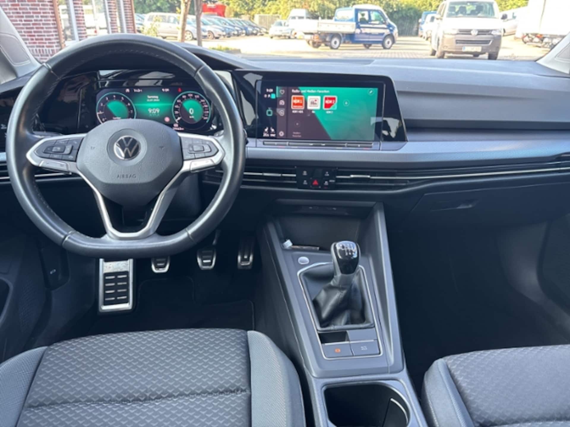 Volkswagen Golf Active
