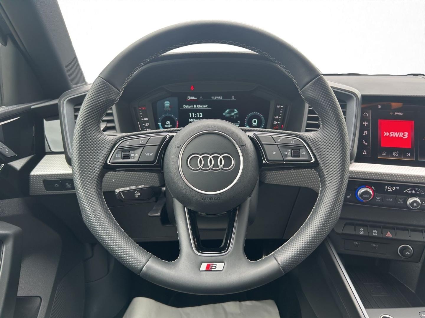 Bild über Audi A1 allstreet 30 TFSI Schaltgetriebe - für weitere Informationen kontaktieren Sie den Audi Partner