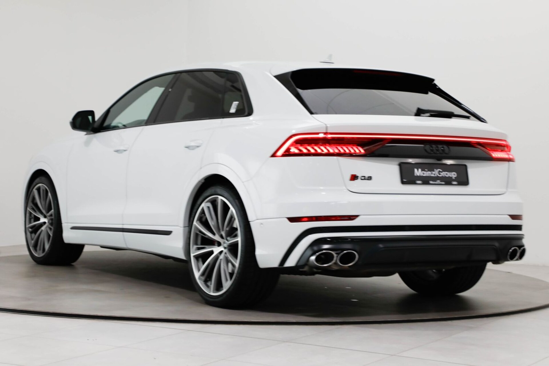Audi SQ8 SUV