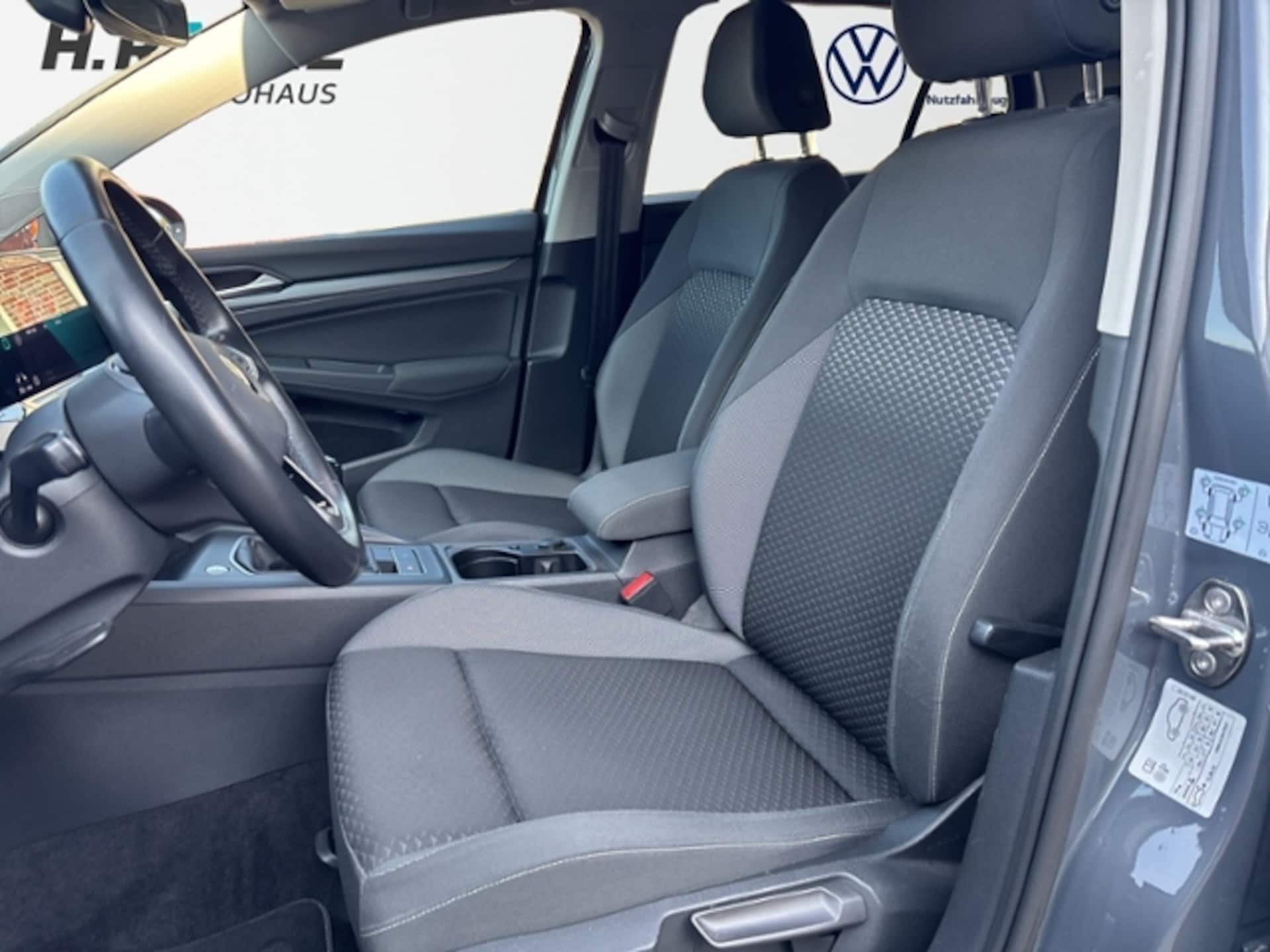 Volkswagen Golf Active