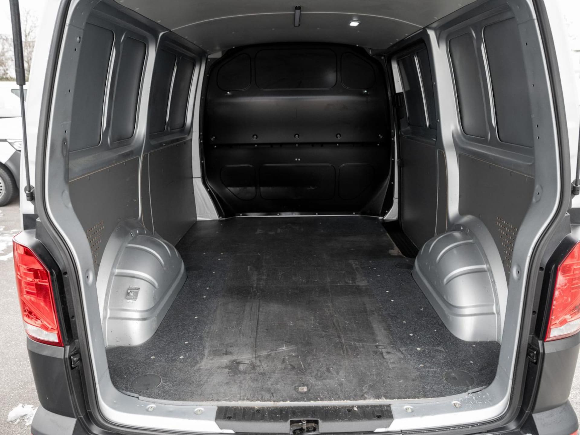 Volkswagen T6.1 Transporter Kasten kurzer Radstand