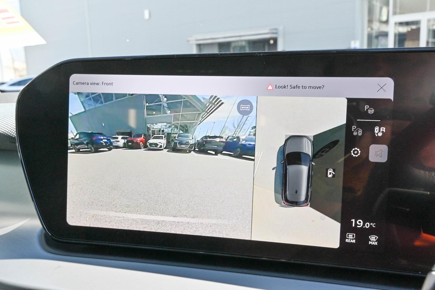 Image about Audi Q3 SUV TFSI quattro 150 kW launch edition