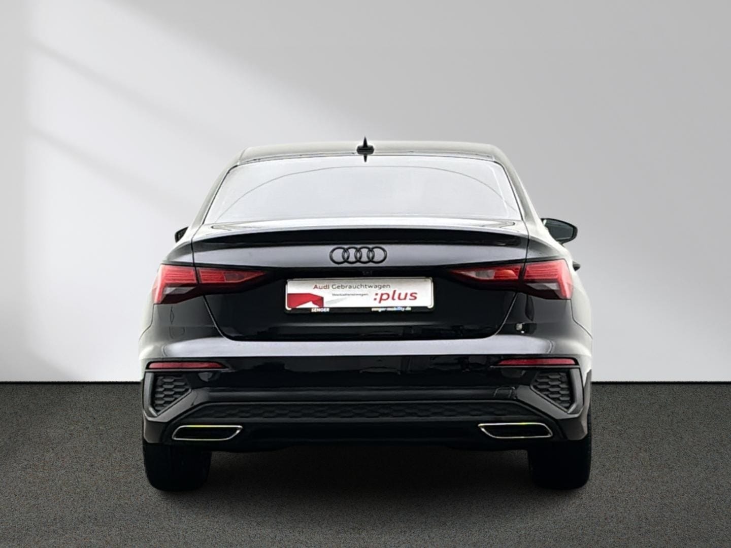 Bild über Audi A3 Limousine S line 35 TDI S tronic - für weitere Informationen kontaktieren Sie den Audi Partner
