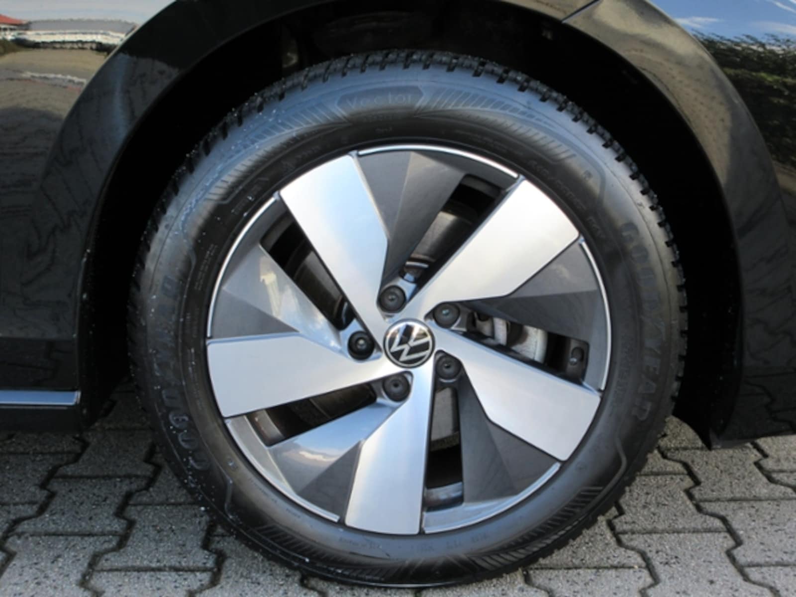 Volkswagen Passat – Bild 6