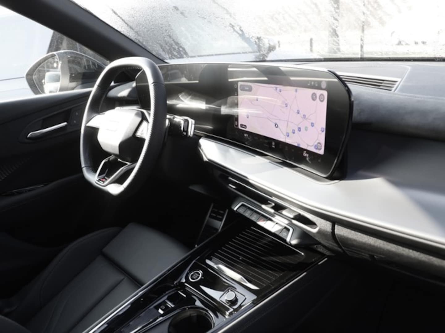 Bild über Audi Q3 SUV TFSI 110 kW S tronic - für weitere Informationen kontaktieren Sie den Audi Partner