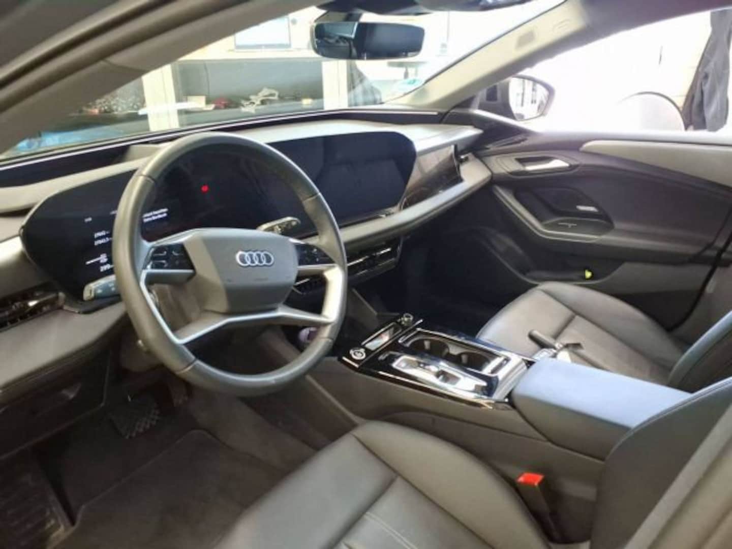 Bild über Audi A6 Avant e-tron e-tron performance - für weitere Informationen kontaktieren Sie den Audi Partner