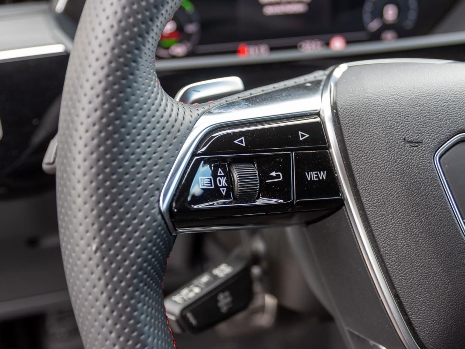 Audi Q8 e-tron – Bild 14