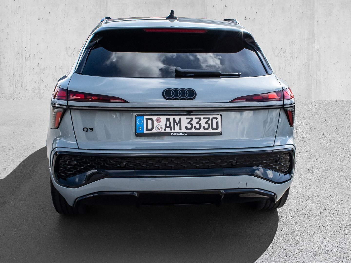 Bild über Audi Q3 SUV TFSI 110 kW S tronic - für weitere Informationen kontaktieren Sie den Audi Partner