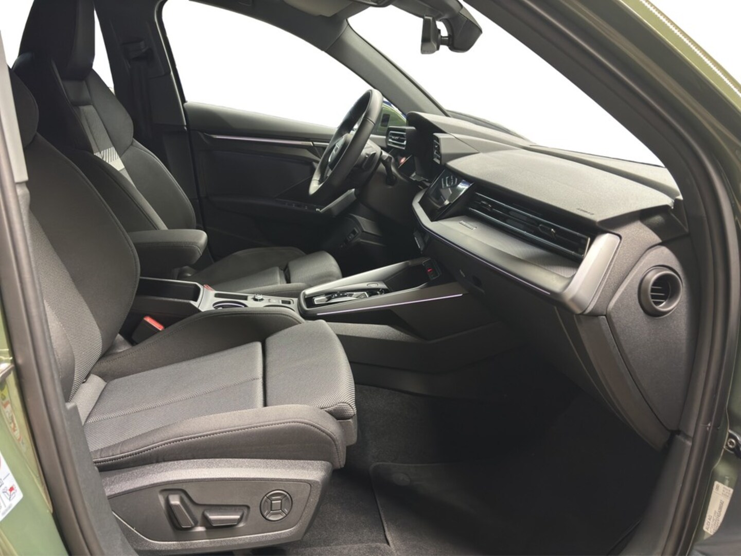 Bild über Audi A3 Sportback TFSI e advanced 40 TFSI e S tronic - für weitere Informationen kontaktieren Sie den Audi Partner