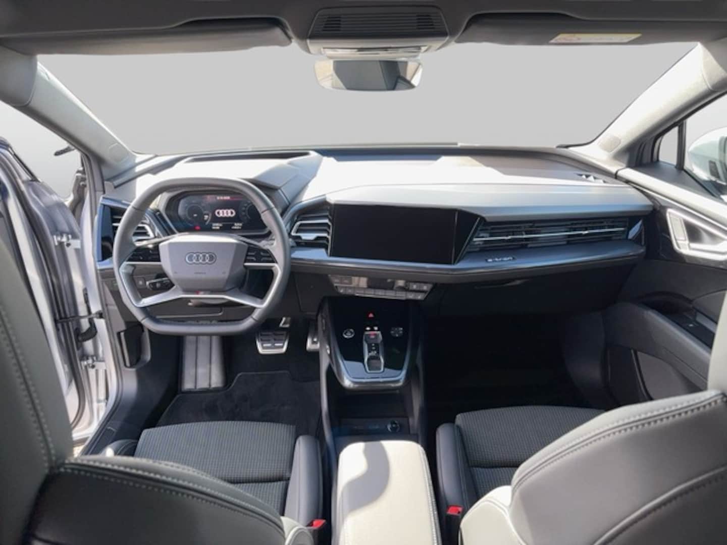 Bild über Audi Q4 Sportback e-tron 40 e-tron - für weitere Informationen kontaktieren Sie den Audi Partner