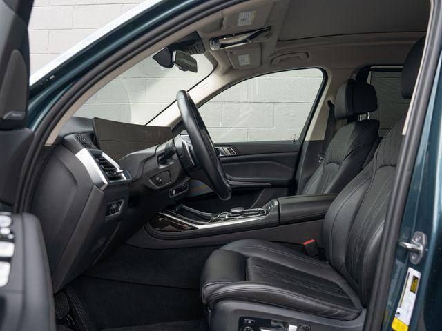 2023 BMW X7 40i - Photo 17