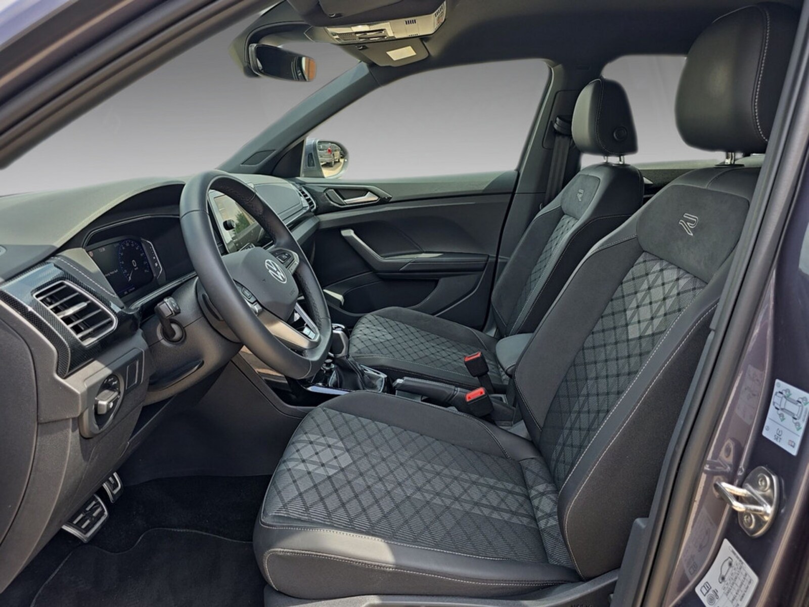 Volkswagen T-Cross – Bild 8