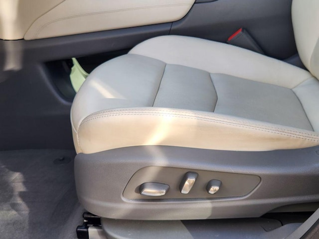 2024 Cadillac XT5 Premium Luxury - Photo 31