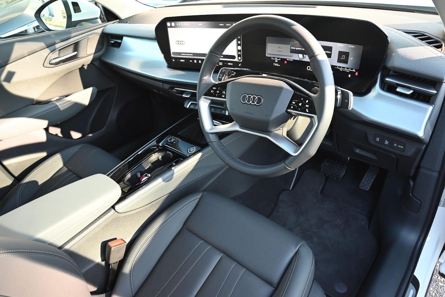 Image about Audi Q3 SUV TFSI 110 kW