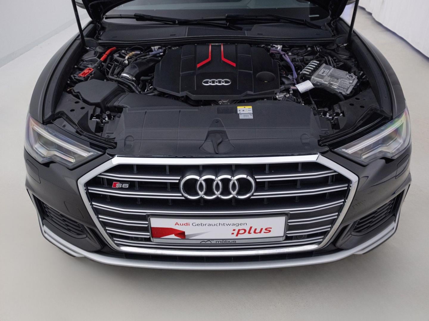 Bild über Audi S6 Avant TDI quattro tiptronic - für weitere Informationen kontaktieren Sie den Audi Partner