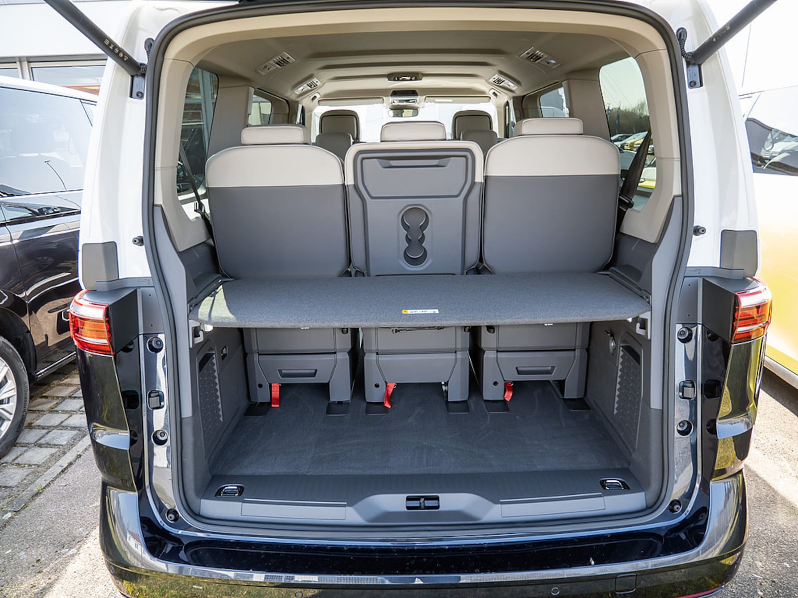 Volkswagen Multivan Langversion – Bild 18