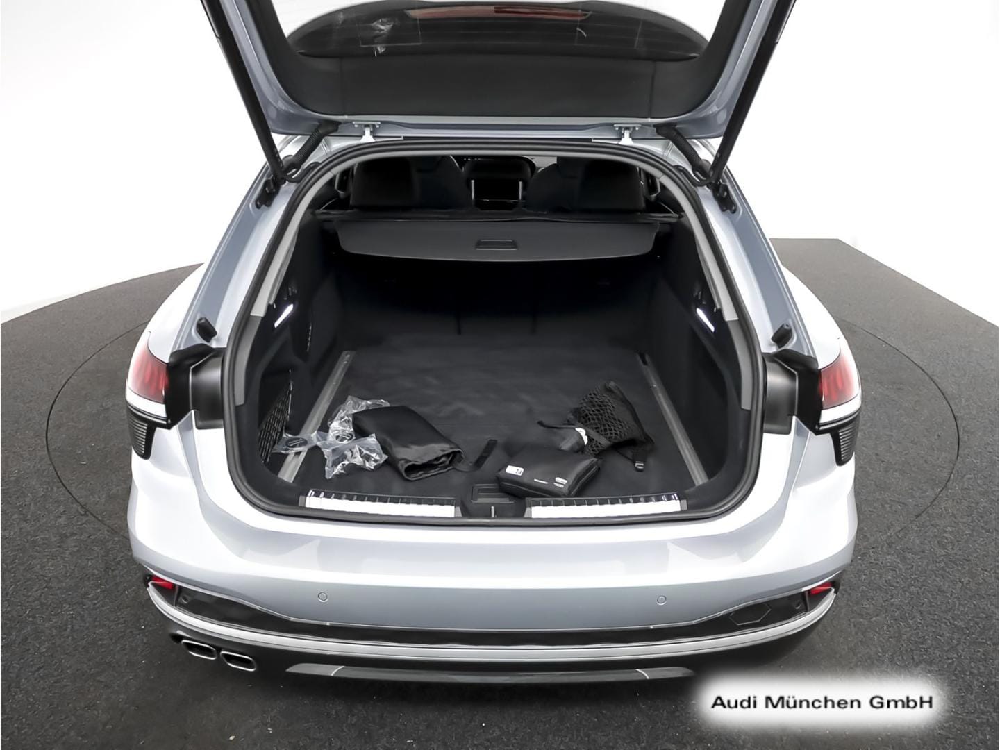 Bild über Audi A6 Avant TDI quattro 150 kW S tronic - für weitere Informationen kontaktieren Sie den Audi Partner