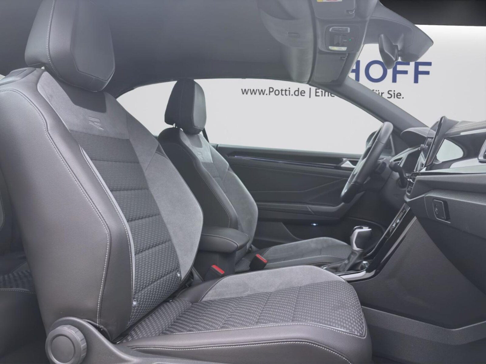 Volkswagen T-Roc Cabriolet – Bild 17