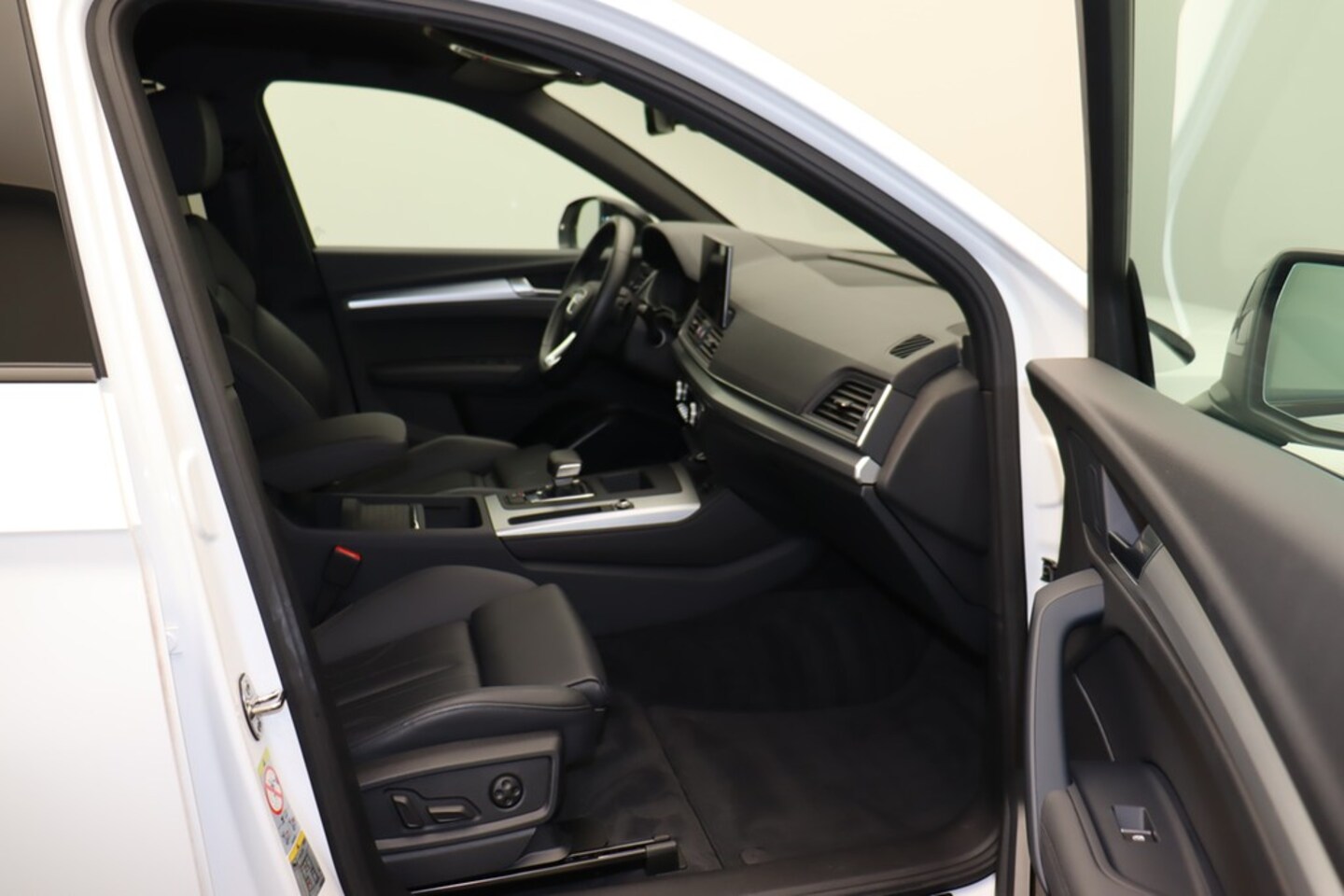 Bild über Audi Q5 35 TDI S tronic - für weitere Informationen kontaktieren Sie den Audi Partner