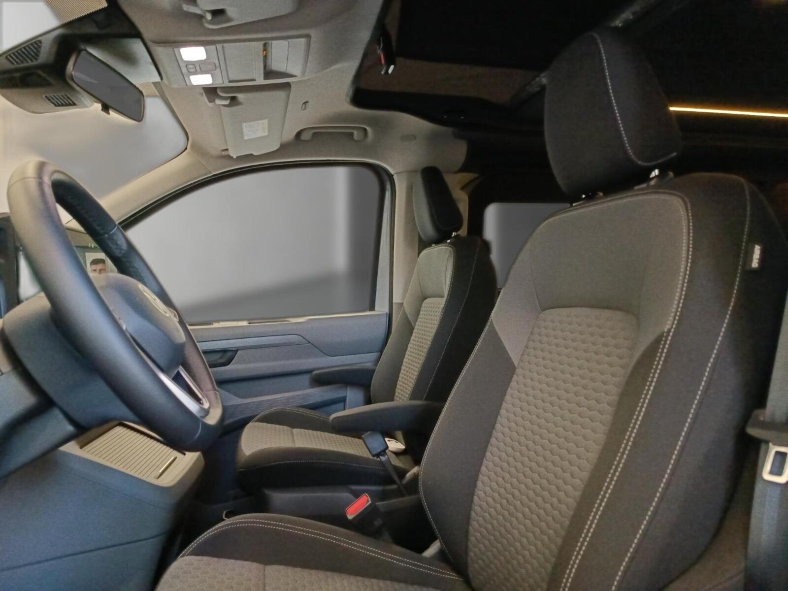 Volkswagen Transporter Kasten kurzer Radstand – Bild 19