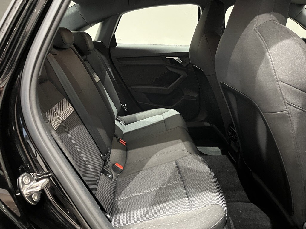 Bild som visar&nbsp;Audi A3 Sedan&nbsp;A3 Sedan 35 TFSI Proline advanced 150 hk S tronic - för mer information kontakta din Audi Partner