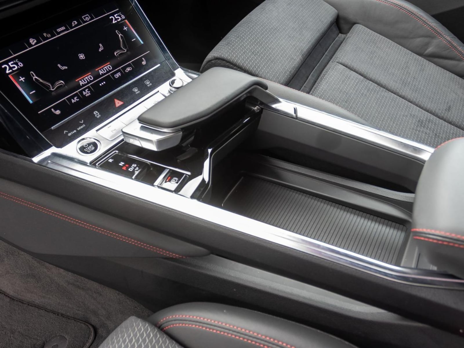 Audi Q8 e-tron – Bild 17