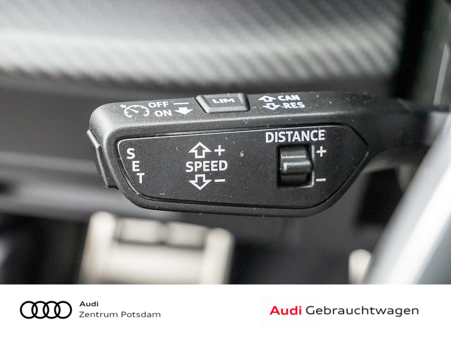 Bild über Audi RS Q8 SUV TFSI quattro 471 kW tiptronic - für weitere Informationen kontaktieren Sie den Audi Partner