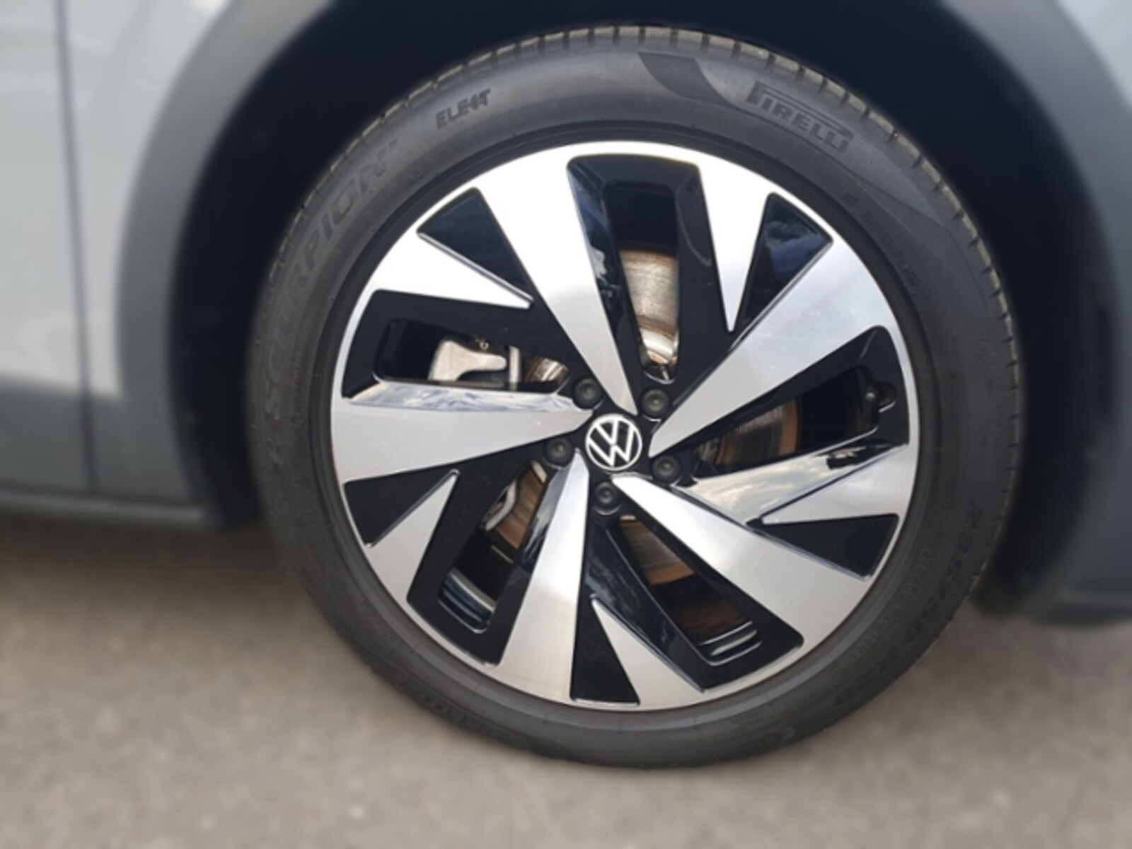 Volkswagen ID.4 – Bild 8