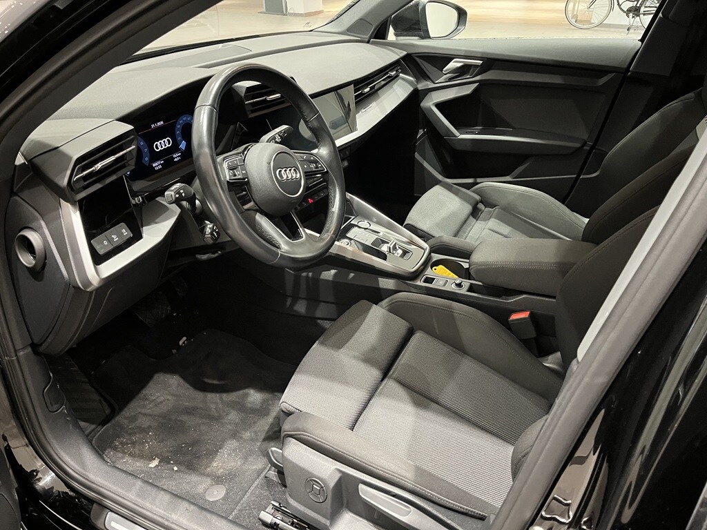 Bild som visar&nbsp;Audi A3 Sedan&nbsp;A3 Sedan 35 TFSI Proline advanced 150 hk S tronic - för mer information kontakta din Audi Partner