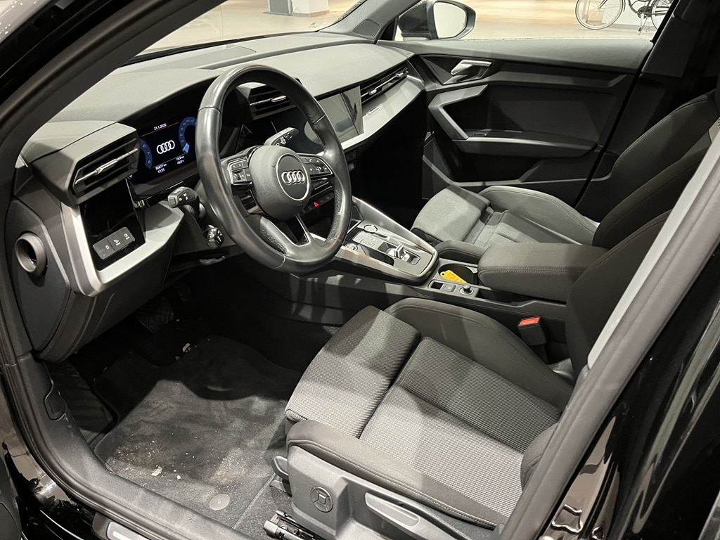 Bild som visar Audi A3 Sedan A3 Sedan 35 TFSI Proline advanced 150 hk S tronic - för mer information kontakta din Audi Partner