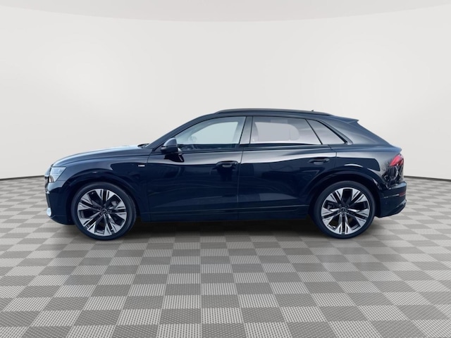 2025 Audi Q8