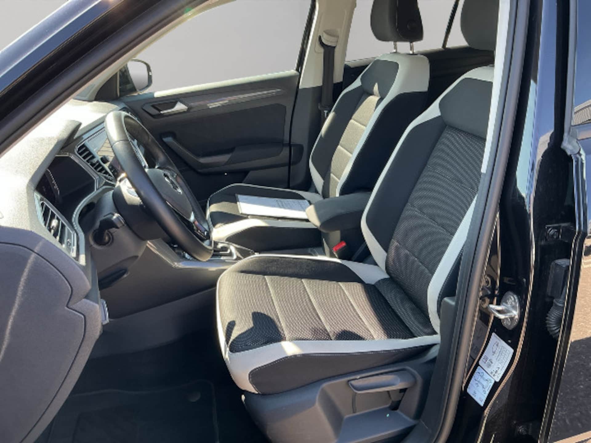 Volkswagen T-Roc Sport