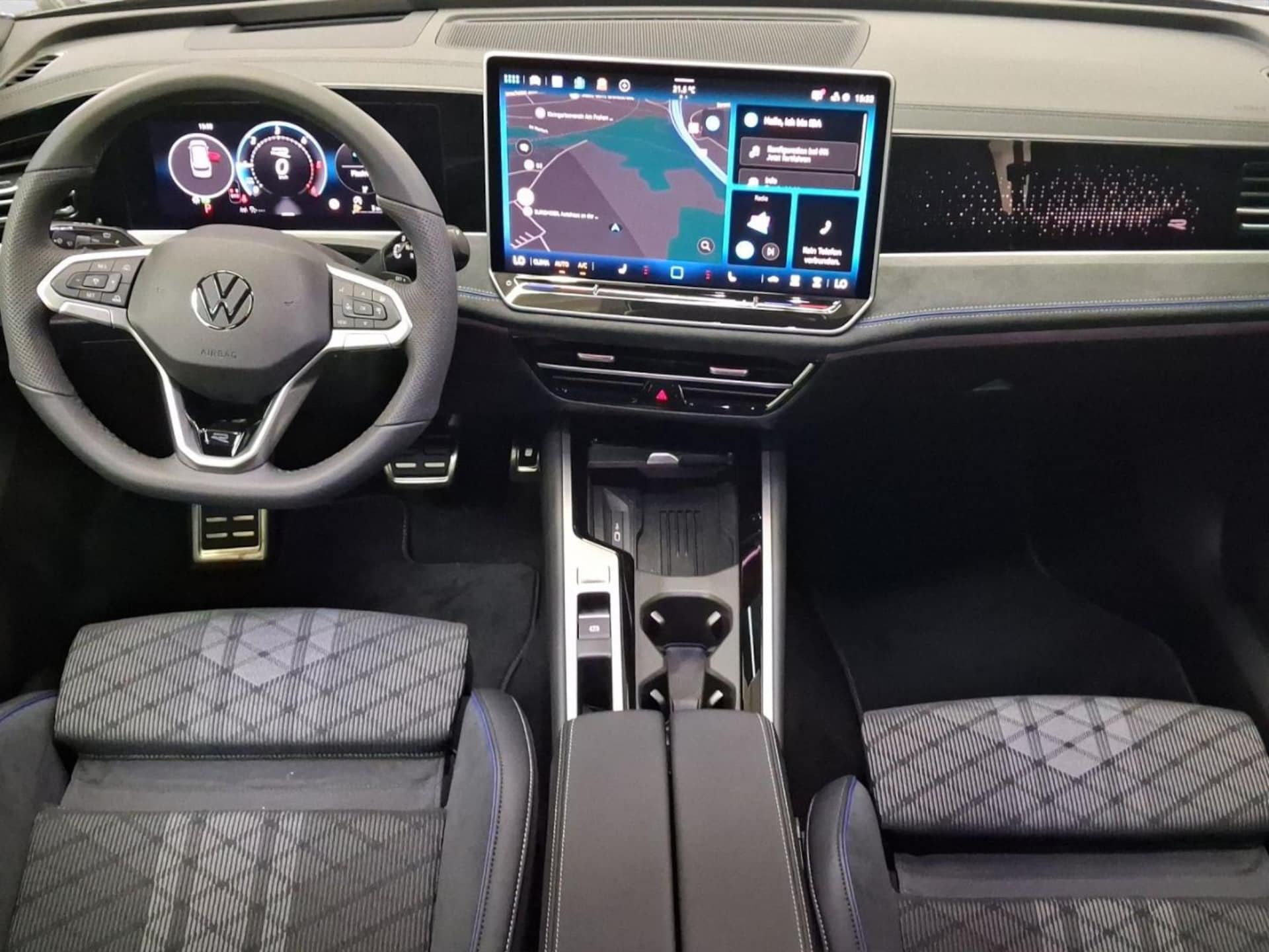 Volkswagen Passat R-Line