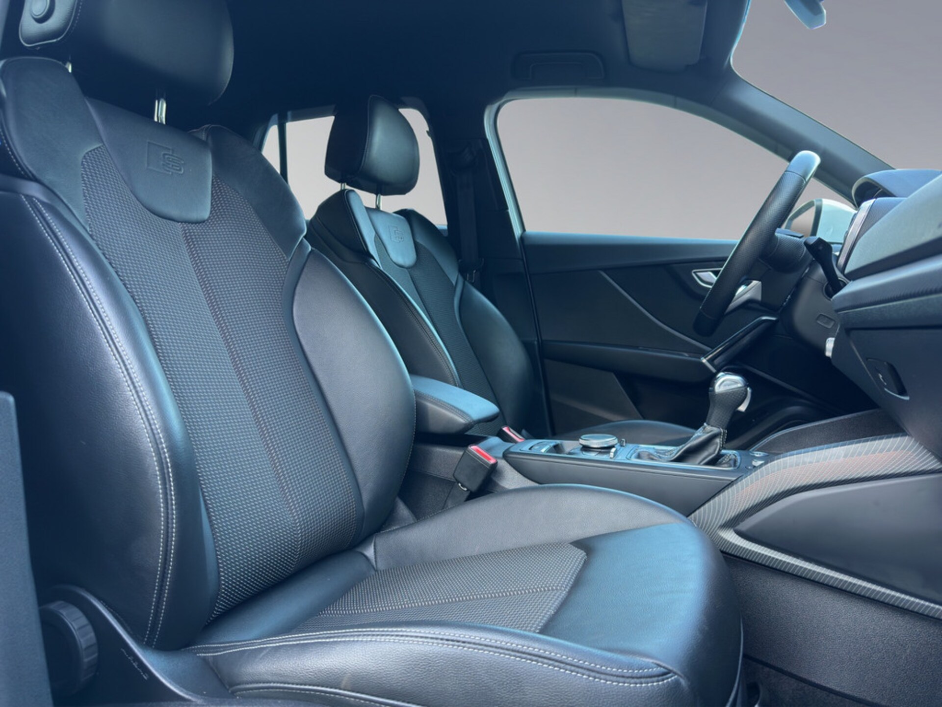 Audi Q2 S line