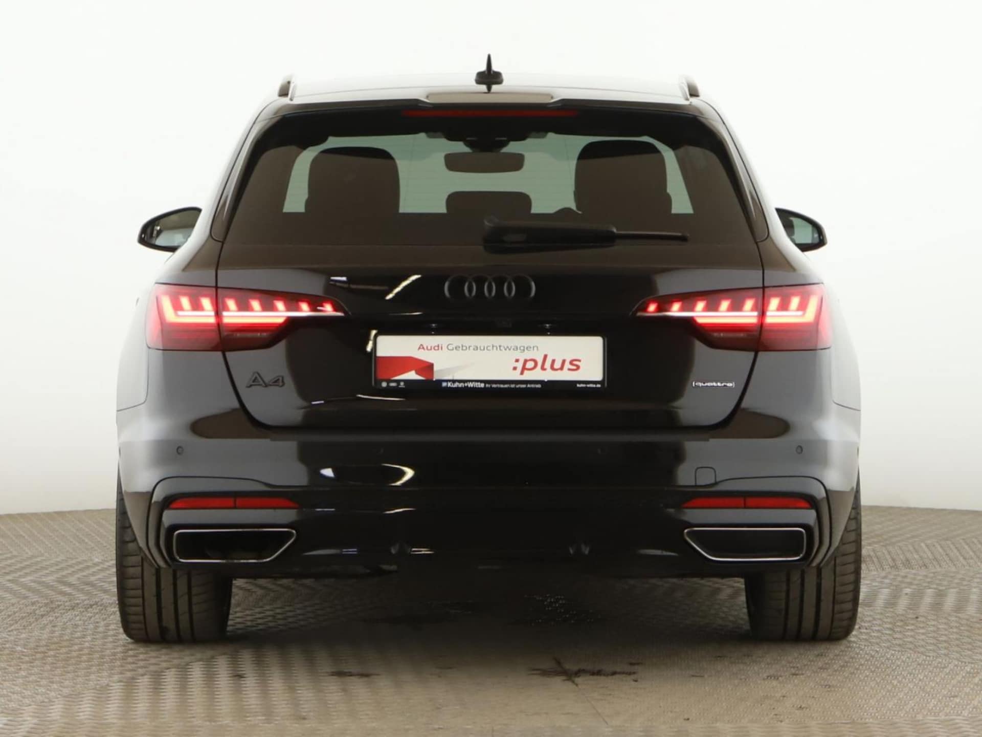 Audi A4 Avant S line